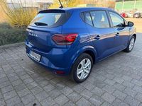 Gebraucht Dacia Sandero Expression 91 PS (66 kW) 2023 Blau Limousine