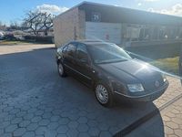 Gebraucht VW Bora 101 PS (74 kW) 2003 Schwarz Limousine