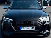 Gebraucht Audi e-tron Ambiente 369 kW (503 PS) 2021 Schwarz SUV