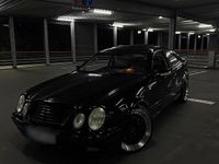 Usata Mercedes CLK430 279 CV (205 kW) 2000 Nero Coupé
