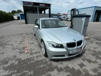 Gebraucht BMW 320 163 PS (119 kW) 2007 Grau Kombi