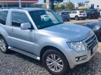 Gebraucht Mitsubishi Pajero Top 190 PS (139 kW) 2018 Silber SUV