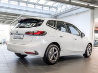 Gebraucht BMW 220 163 PS (119 kW) 2025 Weiß Van / Kleinbus