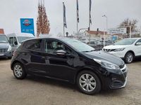 Gebraucht Peugeot 208 102 PS (75 kW) 2019 Schwarz Kleinwagen