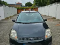 Gebraucht Ford Fiesta 60 PS (44 kW) 2006 Blau Kleinwagen