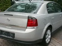 Gebraucht Opel Vectra Elegance 101 PS (74 kW) 2004 Silber Limousine