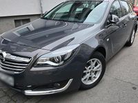 Gebraucht Opel Insignia 140 PS (102 kW) 2014 Grau Kombi