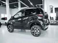 Uusi Aixam Crossover Premium Premium 2026 Musta