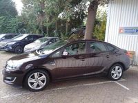 Gebraucht Opel Astra 140 PS (102 kW) 2013 Mahogany brown (p2/so) Limousine
