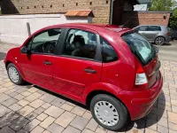 Usado Citroën C3 Style 73 CV (53 kW) 2007 Rojo Utilitario