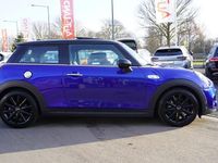 Gebraucht Mini Cooper S 192 PS (141 kW) 2019 Blau Kleinwagen
