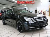 Gebraucht Mercedes E200 184 PS (135 kW) 2011 Schwarz Cabrio