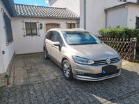 Gebraucht VW Touran Highline 190 PS (139 kW) 2017 Gold Van / Kleinbus