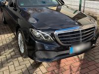 Gebraucht Mercedes E220 194 PS (142 kW) 2017 Schwarz Limousine