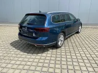 Używany VW Passat Elegance 200 KM (147 kW) 2021 Niebieski Kombi