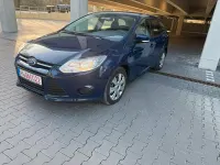 Usata Ford Focus Ambiente 95 CV (69 kW) 2014 Blu Station wagon