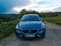 Gebraucht Volvo V40 Summum 179 PS (131 kW) 2012 Blau Kleinwagen