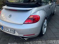 Gebraucht VW Beetle 105 PS (77 kW) 2015 Silber Kleinwagen
