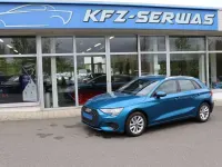 Gebraucht Audi A3 Basis 150 PS (110 kW) 2022 Atollblau metallic Limousine