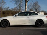 Gebraucht BMW 320 184 PS (135 kW) 2012 Weiß Coupé
