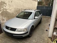 Gebraucht VW Passat 101 PS (74 kW) 1999 Silber Kombi
