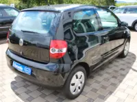 Gebraucht VW Fox Refresh 54 PS (39 kW) 2009 Schwarz Kleinwagen