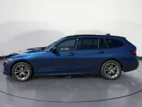 Gebraucht BMW 320 Sport Line 190 PS (139 kW) 2022 Blau Kombi
