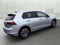 Gebraucht VW Golf VIII Active 131 PS (96 kW) 2022 Silber Limousine