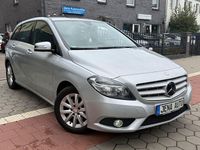 Gebraucht Mercedes B200 156 PS (114 kW) 2013 Silber Van / Kleinbus