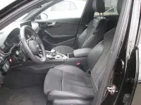Gebraucht Audi A4 Advanced 204 PS (150 kW) 2021 Brillantschwarz Kombi