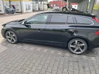 Gebraucht Volvo V60 R-Design 181 PS (133 kW) 2014 Schwarz Kombi