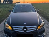Gebraucht Mercedes C220 170 PS (125 kW) 2014 Schwarz Kombi