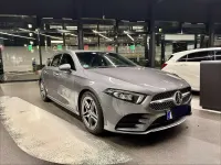 Gebraucht Mercedes A200 AMG line 163 PS (119 kW) 2021 Grau Kleinwagen