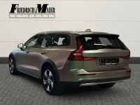 Gebraucht Volvo V60 CC Plus 197 PS (144 kW) 2023 Schwarz Kombi