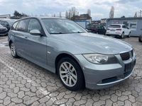Gebraucht BMW 318 Advantage 129 PS (94 kW) 2007 Grün Kombi
