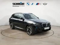 Gebraucht BMW iX3 Impressive 210 kW (286 PS) 2022 M carbonschwarz SUV