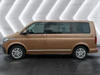 Gebraucht VW Multivan Comfortline 150 PS (110 kW) 2022 Van / Kleinbus