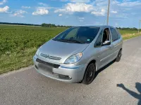 Gebraucht Citroën Xsara Picasso 109 PS (80 kW) 2008 Silber Van / Kleinbus