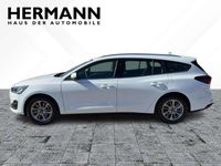 Gebraucht Ford Focus Titanium 125 PS (91 kW) 2023 Weiß Limousine