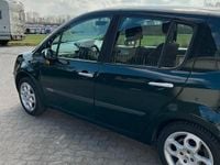 Second-hand Renault Modus 88 CP (64 kW) 2006 Verde Monovolum