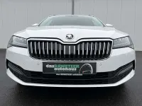Używany Skoda Superb Ambition 150 KM (110 kW) 2021 Biały Kombi