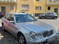 Gebraucht Mercedes E200 163 PS (119 kW) 2004 Silber Limousine