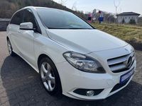 Gebraucht Mercedes B180 122 PS (89 kW) 2012 Weiß Van / Kleinbus