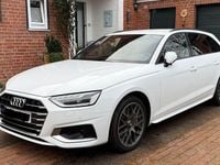 Używany Audi A4 Advanced 204 KM (150 kW) 2022 Biały Kombi