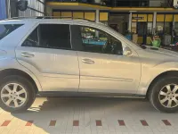 Gebraucht Mercedes ML320 247 PS (181 kW) 2007 Silber SUV