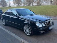 Gebraucht Mercedes E280 231 PS (169 kW) 2008 Schwarz Limousine
