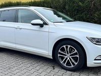 Gebraucht VW Passat Comfortline 150 PS (110 kW) 2018 Weiß Kombi