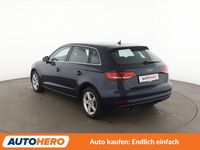 Gebraucht Audi A3 Comfort 116 PS (85 kW) 2018 Blau Limousine