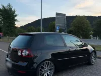 Gebraucht VW Golf V 105 PS (77 kW) 2005 Schwarz Kleinwagen