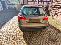 Usata Ford Focus 140 CV (102 kW) 2012 Marrone Station wagon